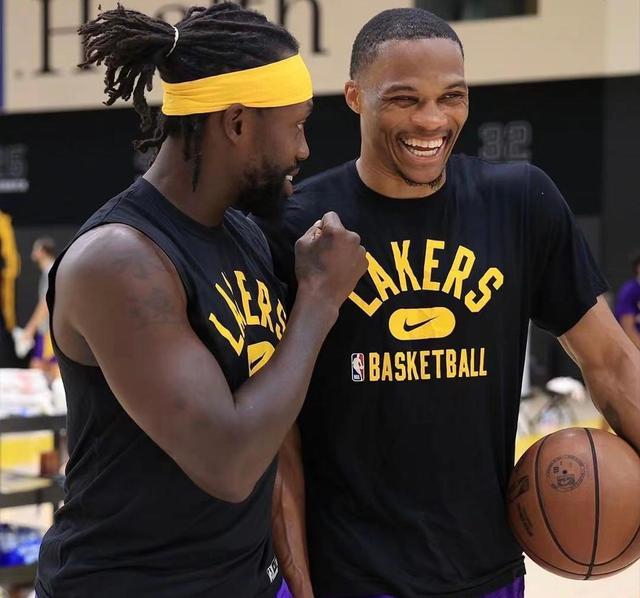 让球队在暂 让球队在暂